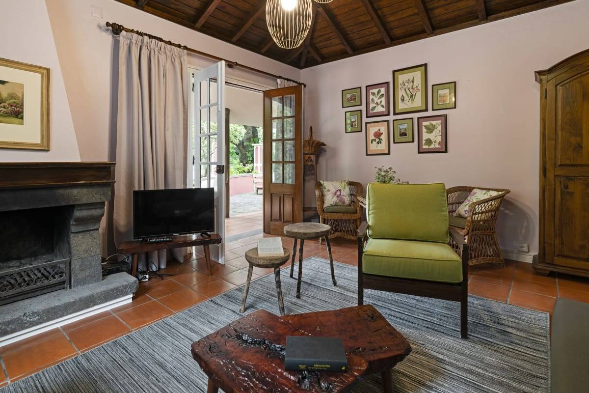Casa do Lanço – Tinta Negra, vynas ir laurissilva. 3