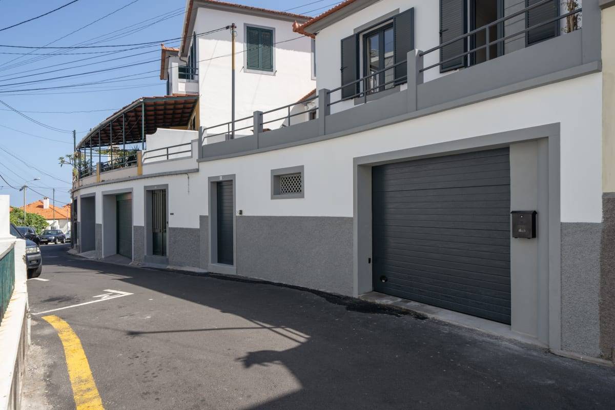 Namas - Jaukūs apartamentai su terasa 1