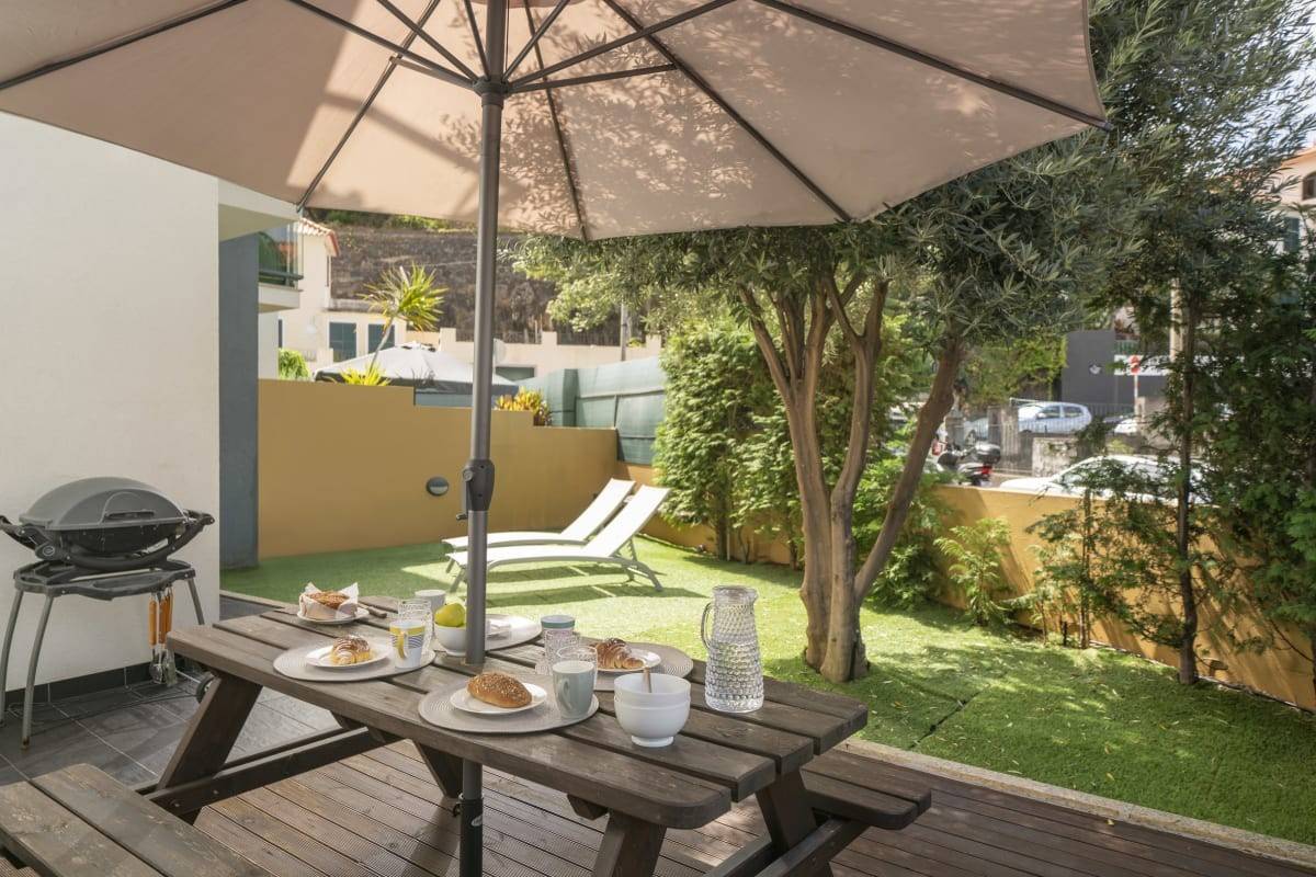 Funšalio miesto centre, su lauko erdve – Apartamentai 3
