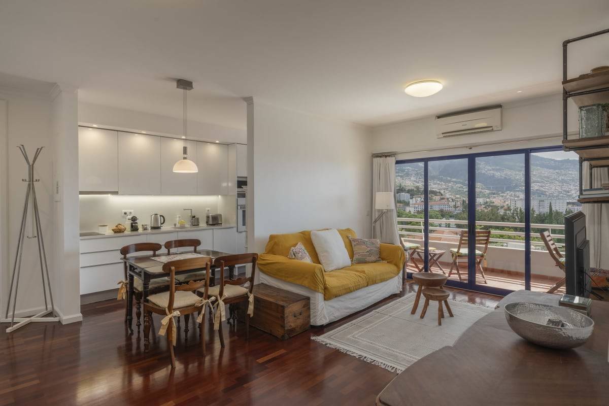 Vaizdas į Funchalo įlanką, Apartamentai 2
