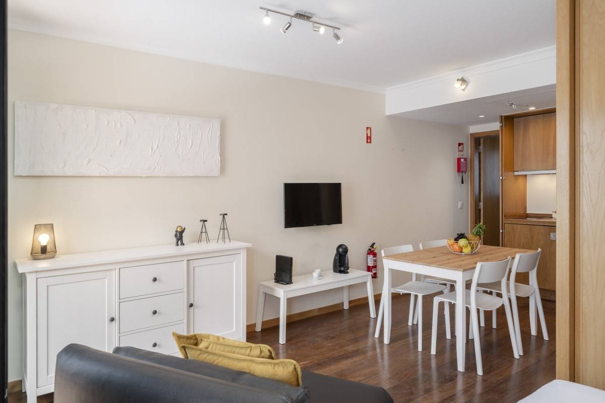 Atostogos Funšalyje - Apartamentai aikštėje III 3