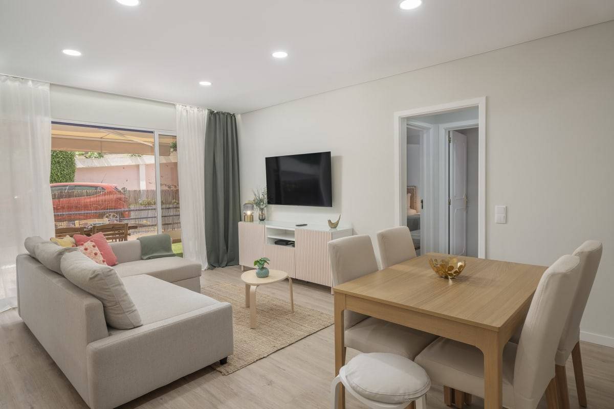 Apartamentai apartamentai turistinėje zonoje su balkonu 2