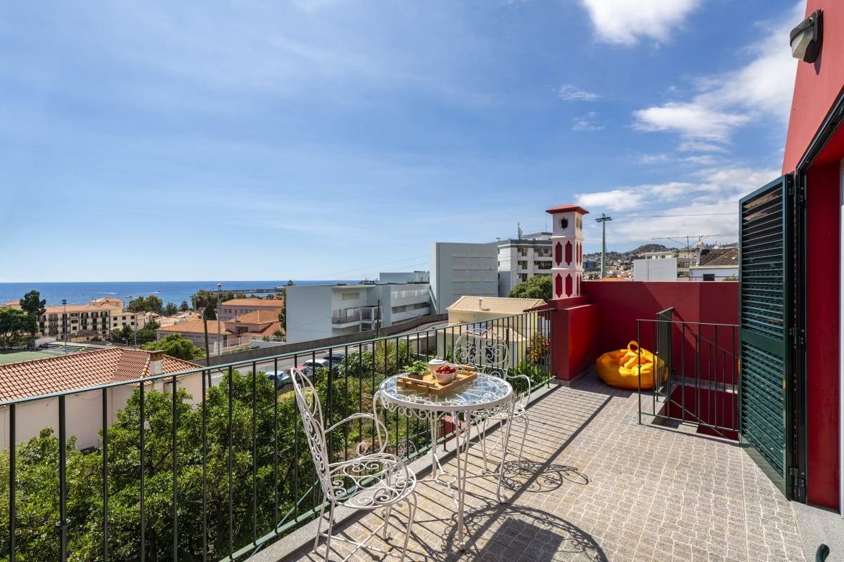 Atostogos Funšalyje, vaizdas į Atlanto vandenyną – Casa Strelitzia II 1