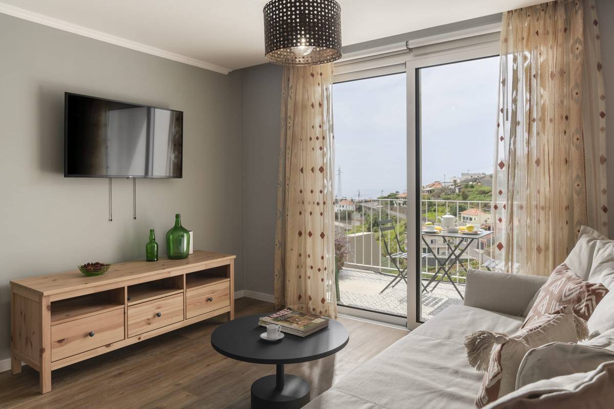 Pietvakarių Madeiroje, Apartamentai 1