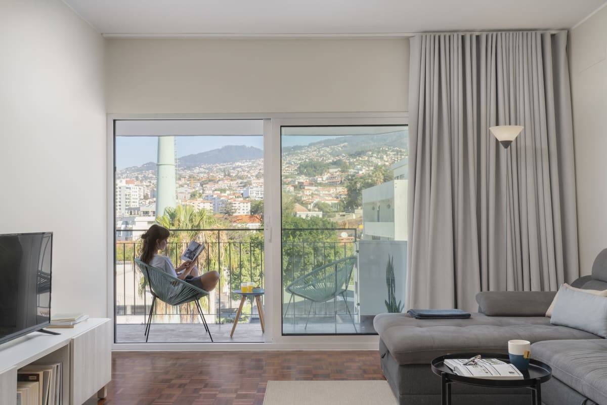 Su vaizdu į miestą - Apartamentai Jaime Moniz 2