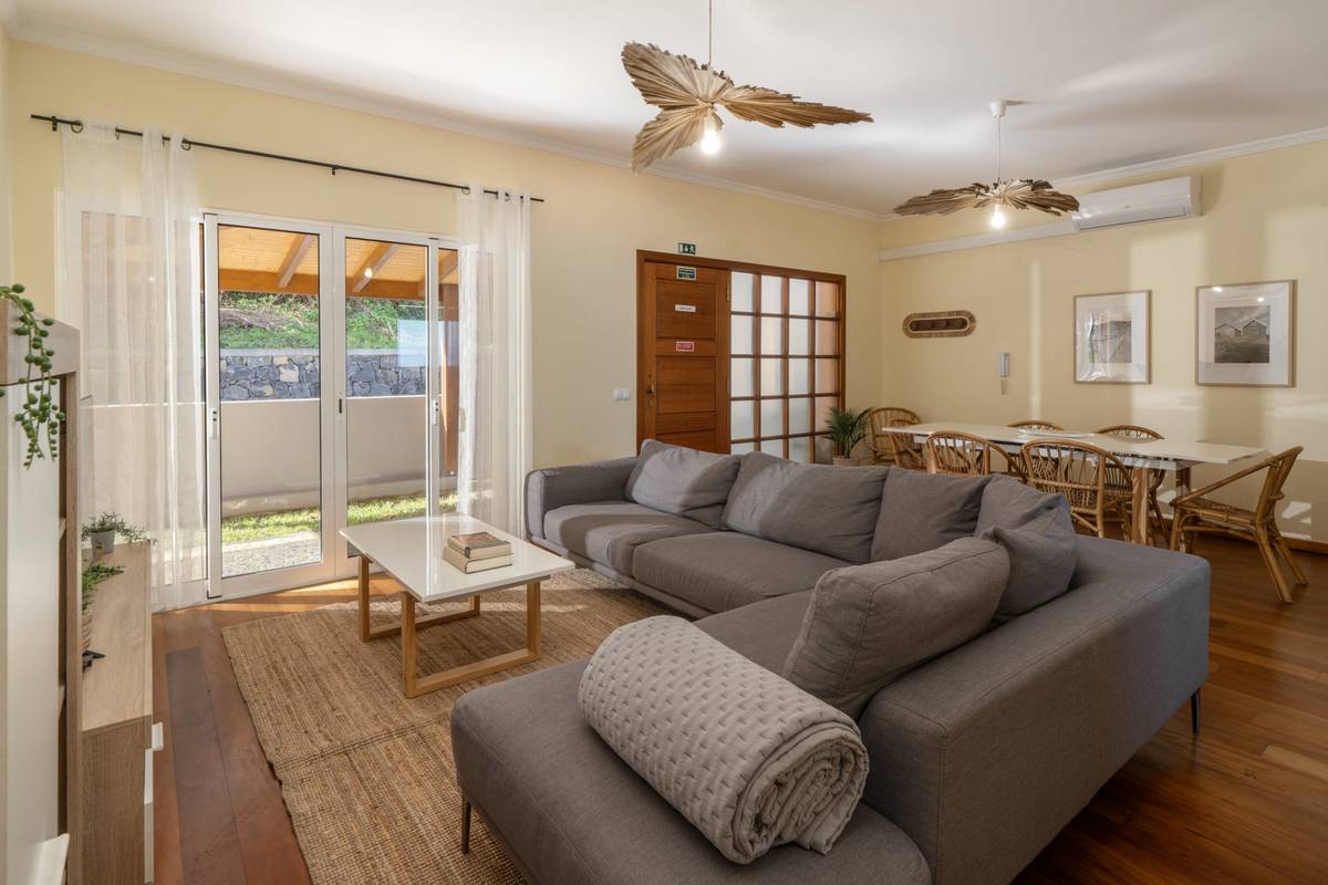 Apartamentai – Atlanto vandenyno vaizdas ir sūkurinė vonia 3