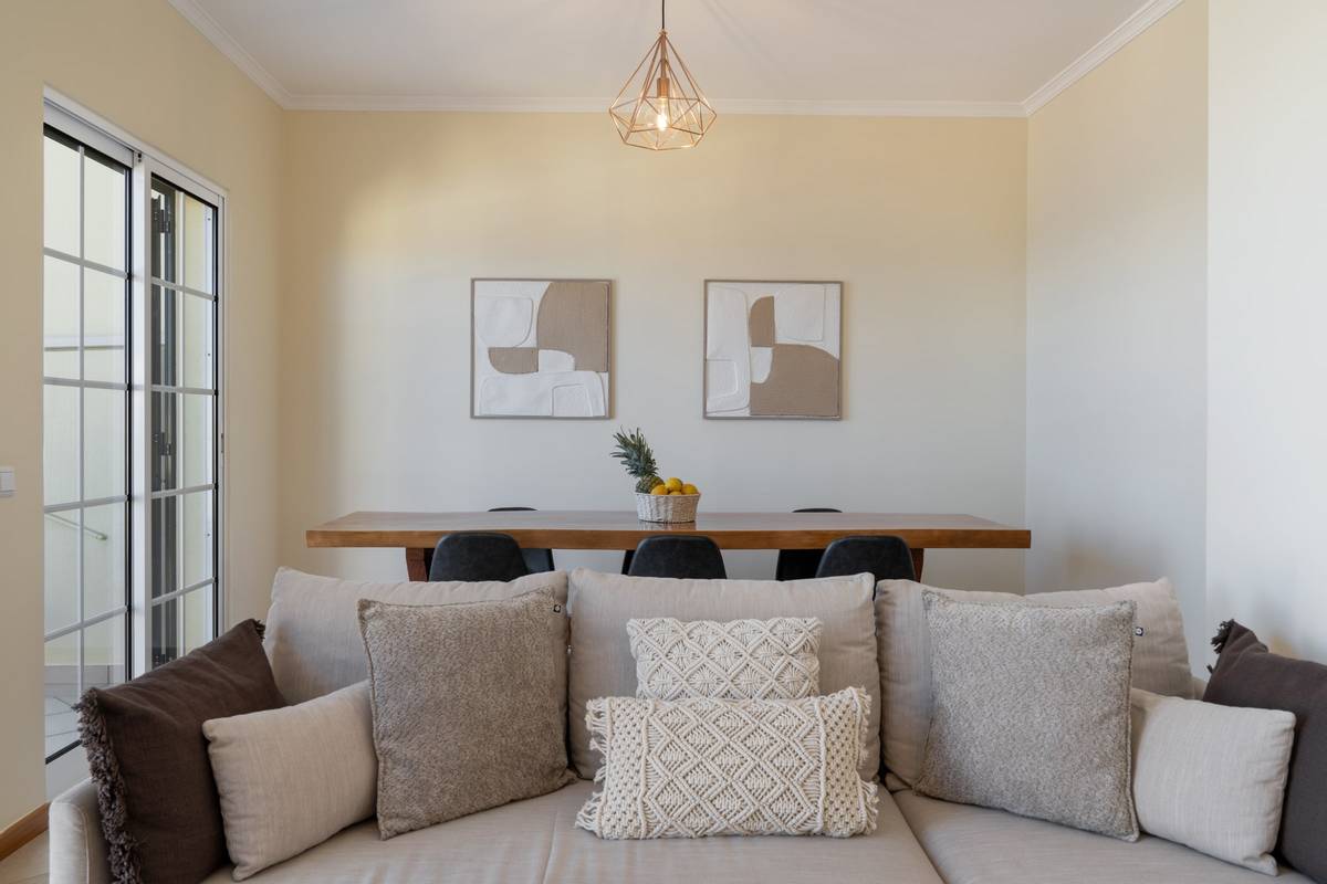 Namas – jaukūs apartamentai su balkonu 3