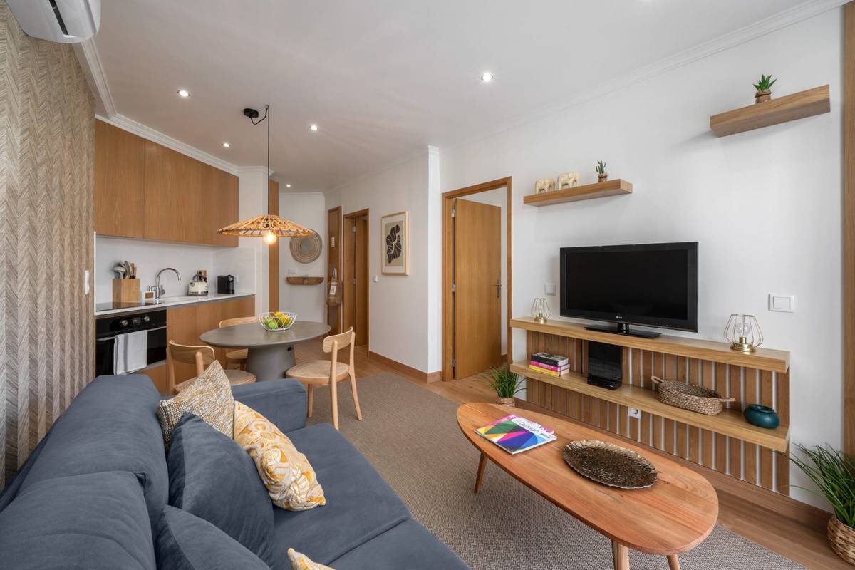 Du bokštai – vieno miegamojo apartamentai su balkonu 1