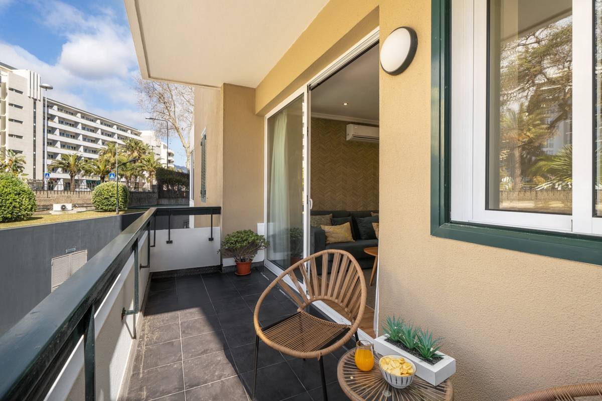 Du bokštai – vieno miegamojo apartamentai su balkonu 2